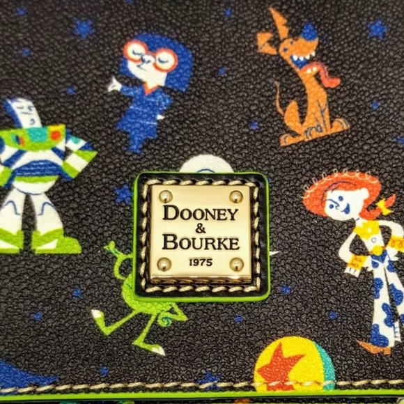 Disney Dooney & Bourke  NWT Crossbody Bag - PIXAR - Picture 3 of 7